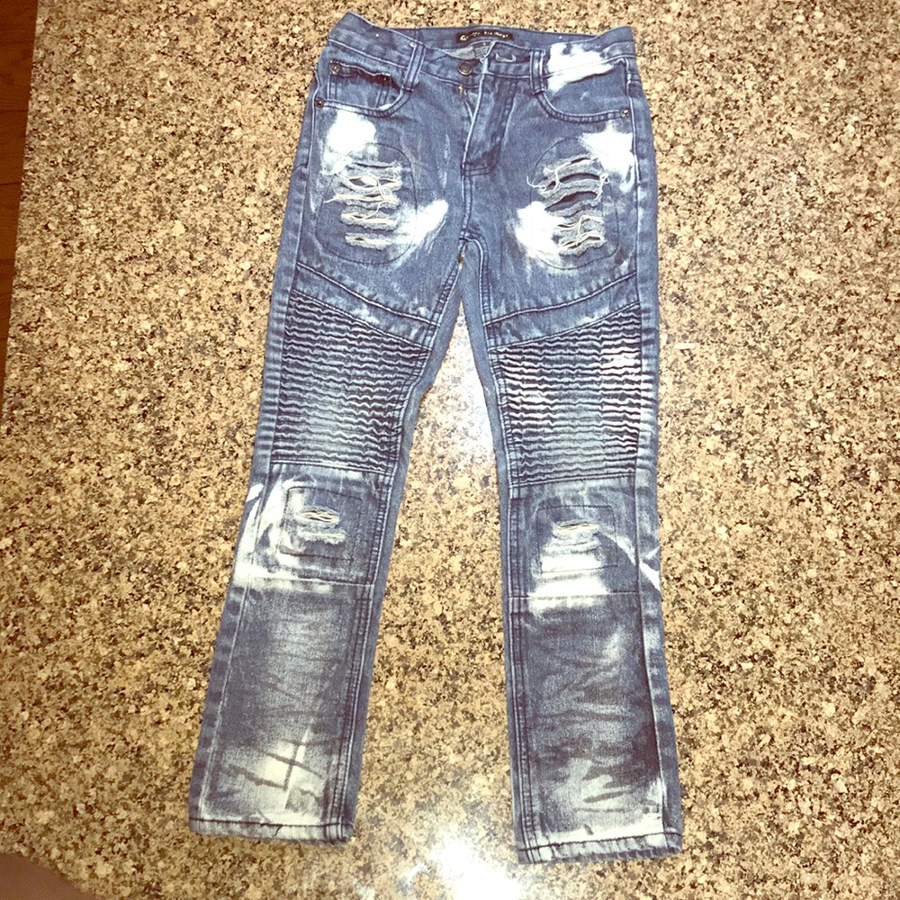 Ripped Jeans